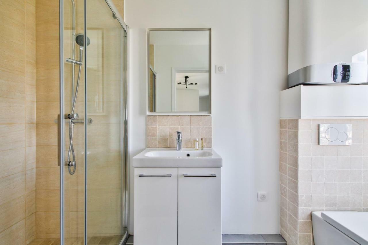 Belle Vue 2 Appartement Levallois-Perret Buitenkant foto